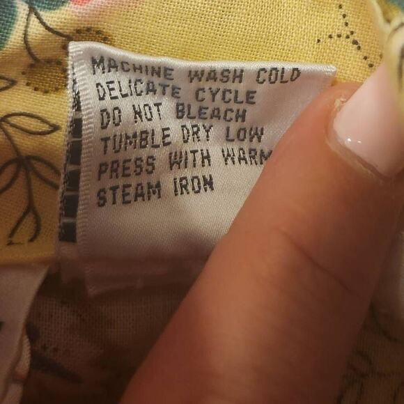 Westbound Vintage Yellow Floral Linen Blend Shorts Size 18 (4369) - Picture 5 of 5